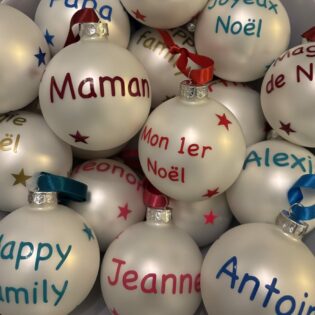 Boules de Noël personnalisées blanc mat irisé